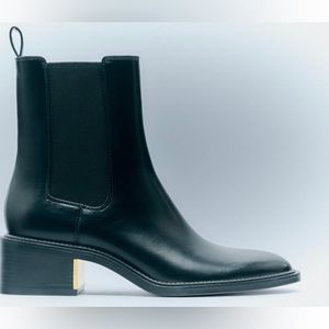 Zara metal gold trim ankle boot size 8.5